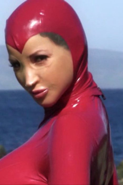 [Carrie Lachance唯美视频]ID0015 bianca-beauchamp-red-catsuit-hawaii_480p--性感提示