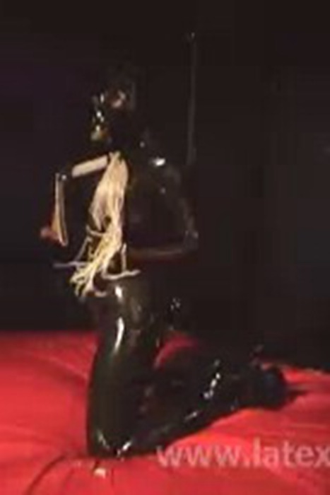 [Carrie Lachance唯美视频]ID0160 catsuitgasmask--性感提示：风月佳人蜜桃美臀