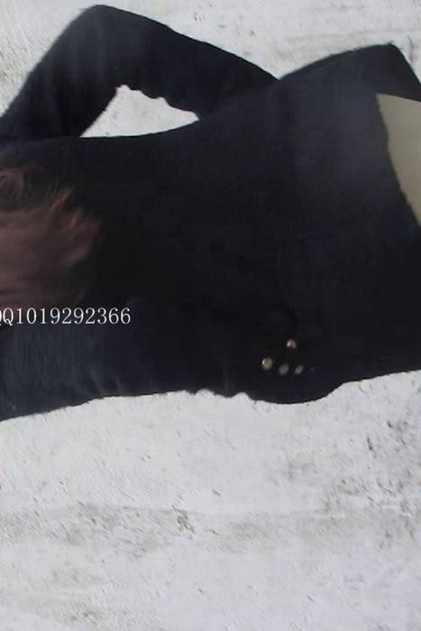 [大忽悠买丝袜街拍视频]ID1378 2014.1.14【成功案例第169弹+清纯卷发美女