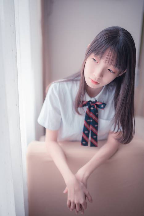 [风之领域美腿丝袜写真]ID0004 NO.004 邻家白丝清新女孩 [49P-71MB]--性感