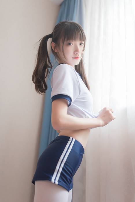 [风之领域美腿丝袜写真]ID0006 NO.006 运动白丝少女 [50P-81MB]--性感提示