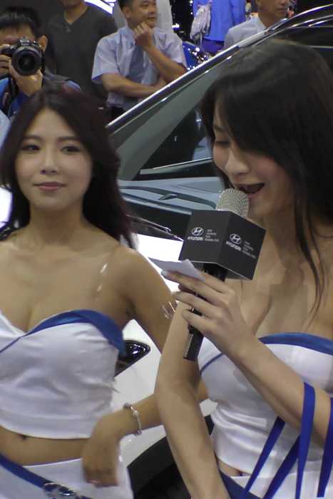 [各类性感视频]ID0130 2015高雄车展 现代汽车--性感提示：致命诱惑宅男