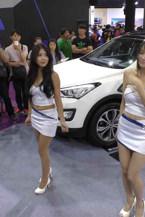 [各类性感视频]ID0130 2015高雄车展 现代汽车--性感提示：致命诱惑宅男
