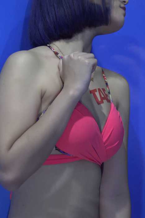[各类性感视频]ID0158 2017 TAE比基尼 橱窗女郎 34E性感小恶魔-蔡瑛纹-