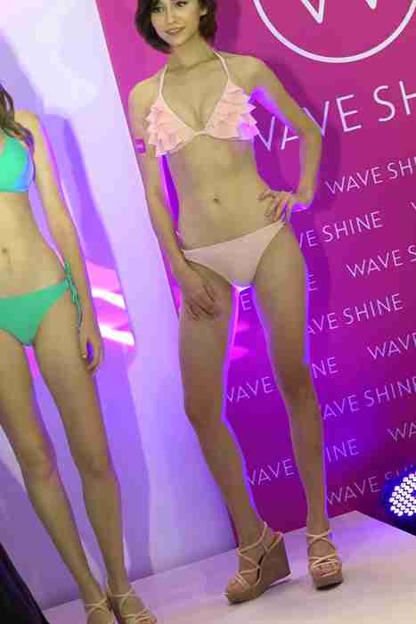 [各类性感视频]ID0181 2017 Wave Shine新品发表会外国美女模特 [MP4-282M]-
