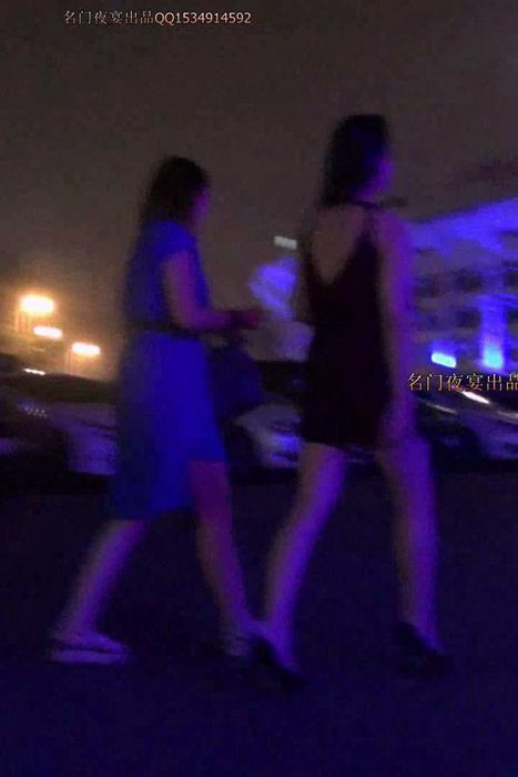 街拍视频00016风骚的高跟黑丝女女