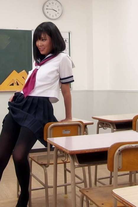 [legsjapan视频完美版]ID0123 UtaKohaku-2-Classroom Pantyhose Footjob--性感提示：