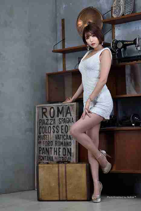 [韩国车模女神李恩慧写真]ID0115--性感提示：乳香袭人思春少妇大胆幽