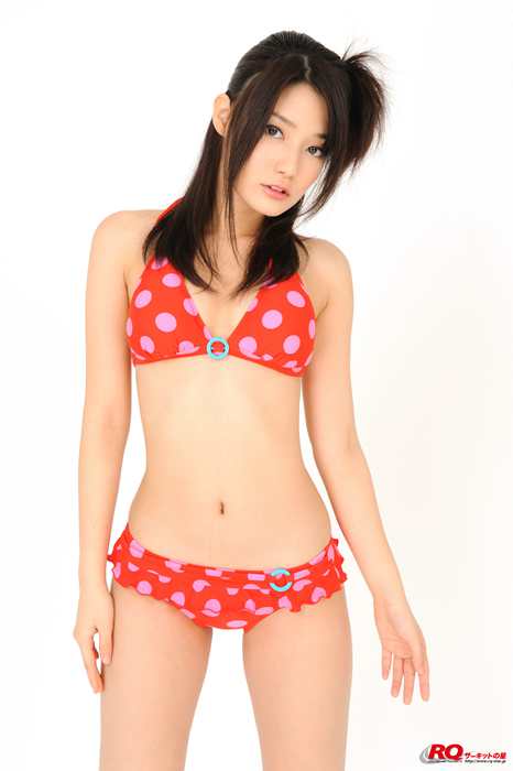 RQ-STAR写真NO.0105 Hitomi Furusaki 古崎瞳 Swim Suits – Red性感美女穿红色泳