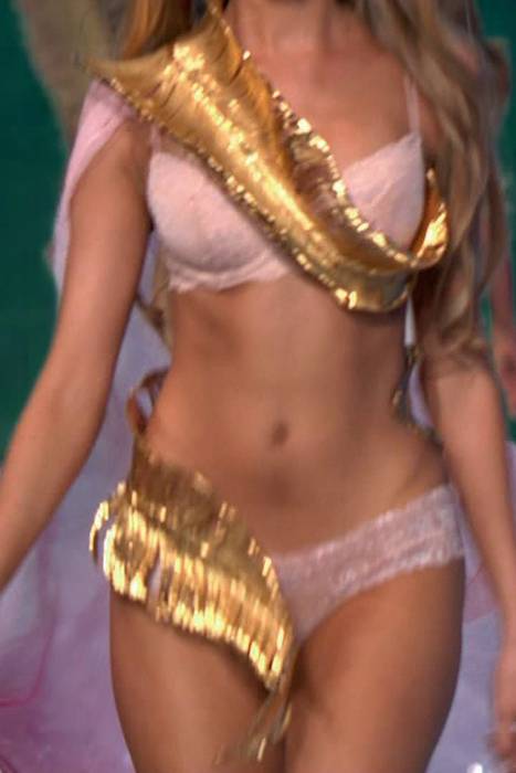 [victoria]ID0001 维多利亚的秘密时尚秀2003The.Victoria's.Secret.Fashion.Show.2