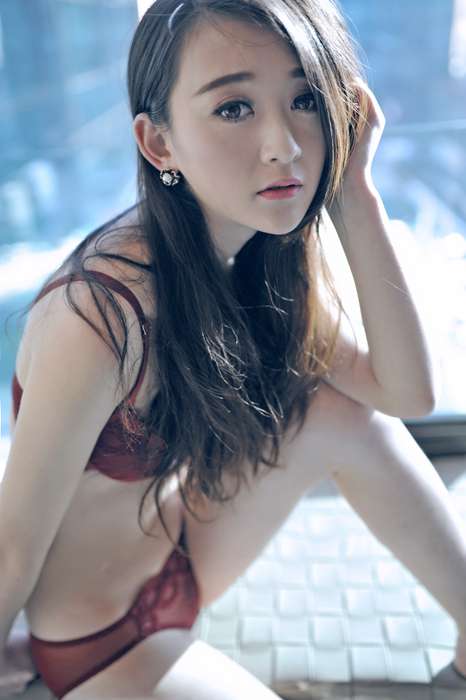 [微博网红]ID0035 PERRY.X 摄影作品精选 [164P-38M]--性感提示：浪女迷人条