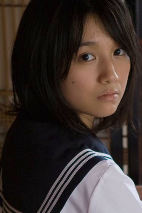 [唯美写真杂集]ID0052 2011.08.30 aBUTTON VOL.1 恋 橋本愛／高田里穂／岡野