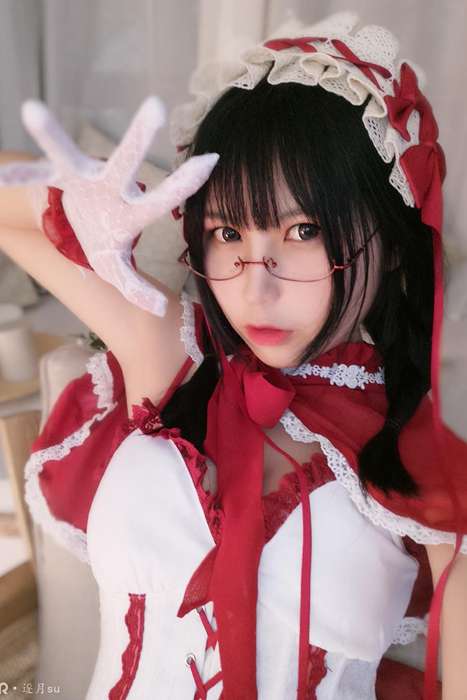 [逐月su]ID0030 小红帽的足O_by_逐月su--性感提示：巨臀全裸人妻柔媚骚